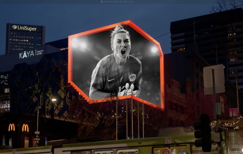 Nike WIFE — anamorphic billboard